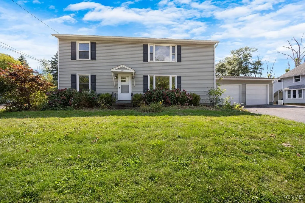 5696 Caughdenoy Road, Cicero, New York 13041, Cicero, New York 13041, 5 Bedrooms Bedrooms, ,2 BathroomsBathrooms,Residential,Closed,5696 Caughdenoy Road, Cicero, New York 13041,0,S1638336