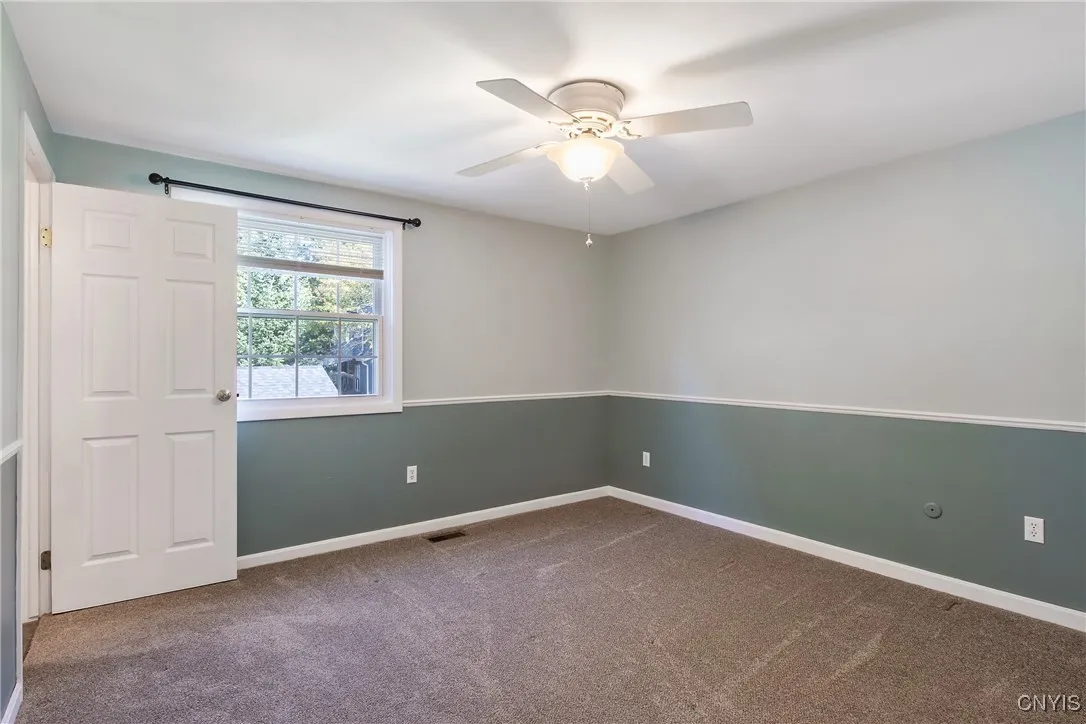 4259 Vine Meadow Road, Clay, New York 13090, Clay, New York 13090, 3 Bedrooms Bedrooms, 7 Rooms Rooms,2 BathroomsBathrooms,Residential,For Sale,4259 Vine Meadow Road, Clay, New York 13090,0,S1635262