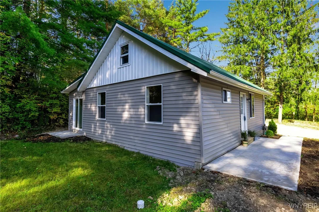 10440 Springville Boston Road, Concord, New York 1, Concord, New York 14141, 3 Bedrooms Bedrooms, 6 Rooms Rooms,2 BathroomsBathrooms,Residential,For Sale,10440 Springville Boston Road, Concord, New York 1,0,B1638131