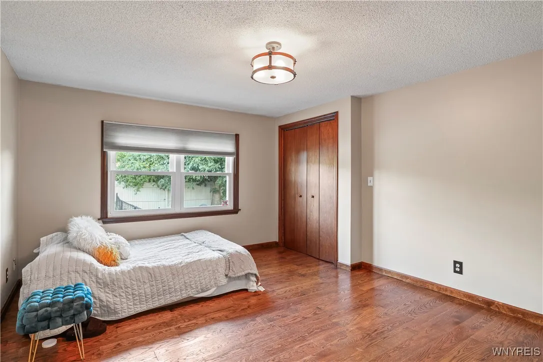 235 Old Lyme Drive, Amherst, New York 14221, Amherst, New York 14221, 5 Bedrooms Bedrooms, 12 Rooms Rooms,2 BathroomsBathrooms,Residential,For Sale,235 Old Lyme Drive, Amherst, New York 14221,0,B1638036