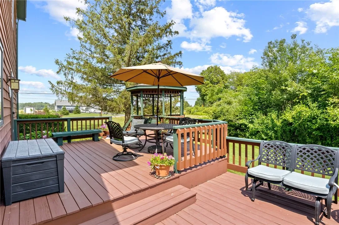 1161 Ogden-parma Tl Road, Ogden, New York 14559, Ogden, New York 14559, 3 Bedrooms Bedrooms, 9 Rooms Rooms,2 BathroomsBathrooms,Residential,For Sale,1161 Ogden-parma Tl Road, Ogden, New York 14559,0,R1637632