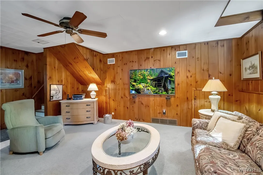 289 Lehn Springs Drive, Amherst, New York 14221, Amherst, New York 14221, 3 Bedrooms Bedrooms, 9 Rooms Rooms,2 BathroomsBathrooms,Residential,For Sale,289 Lehn Springs Drive, Amherst, New York 14221,0,B1638583