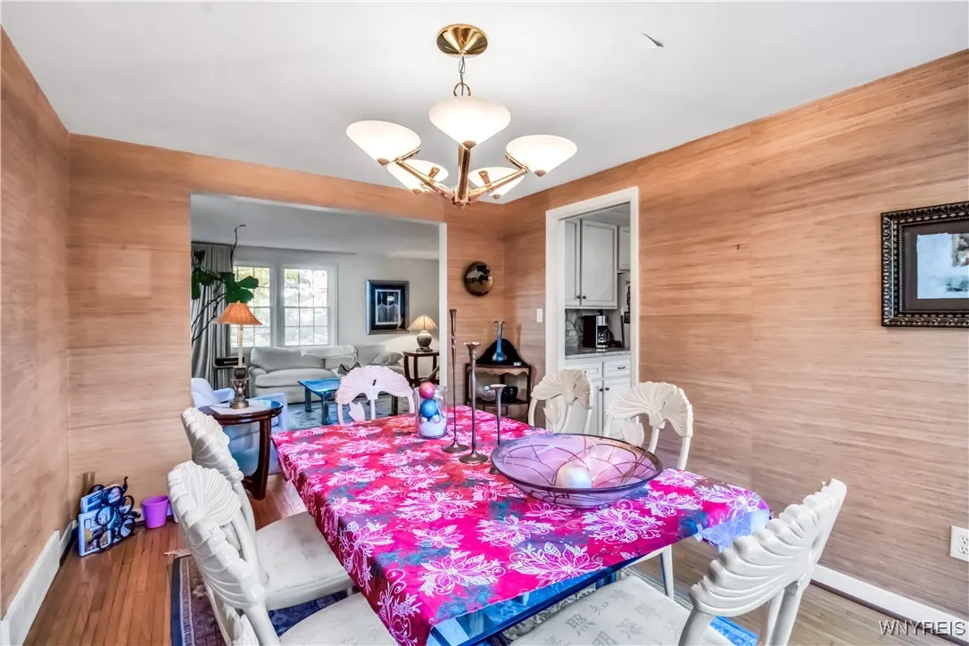 289 Lehn Springs Drive, Amherst, New York 14221, Amherst, New York 14221, 3 Bedrooms Bedrooms, 9 Rooms Rooms,2 BathroomsBathrooms,Residential,For Sale,289 Lehn Springs Drive, Amherst, New York 14221,0,B1638583