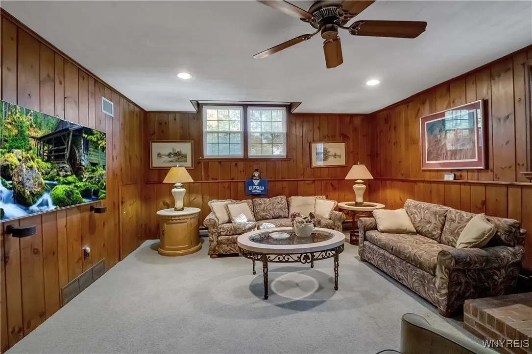 289 Lehn Springs Drive, Amherst, New York 14221, Amherst, New York 14221, 3 Bedrooms Bedrooms, 9 Rooms Rooms,2 BathroomsBathrooms,Residential,For Sale,289 Lehn Springs Drive, Amherst, New York 14221,0,B1638583