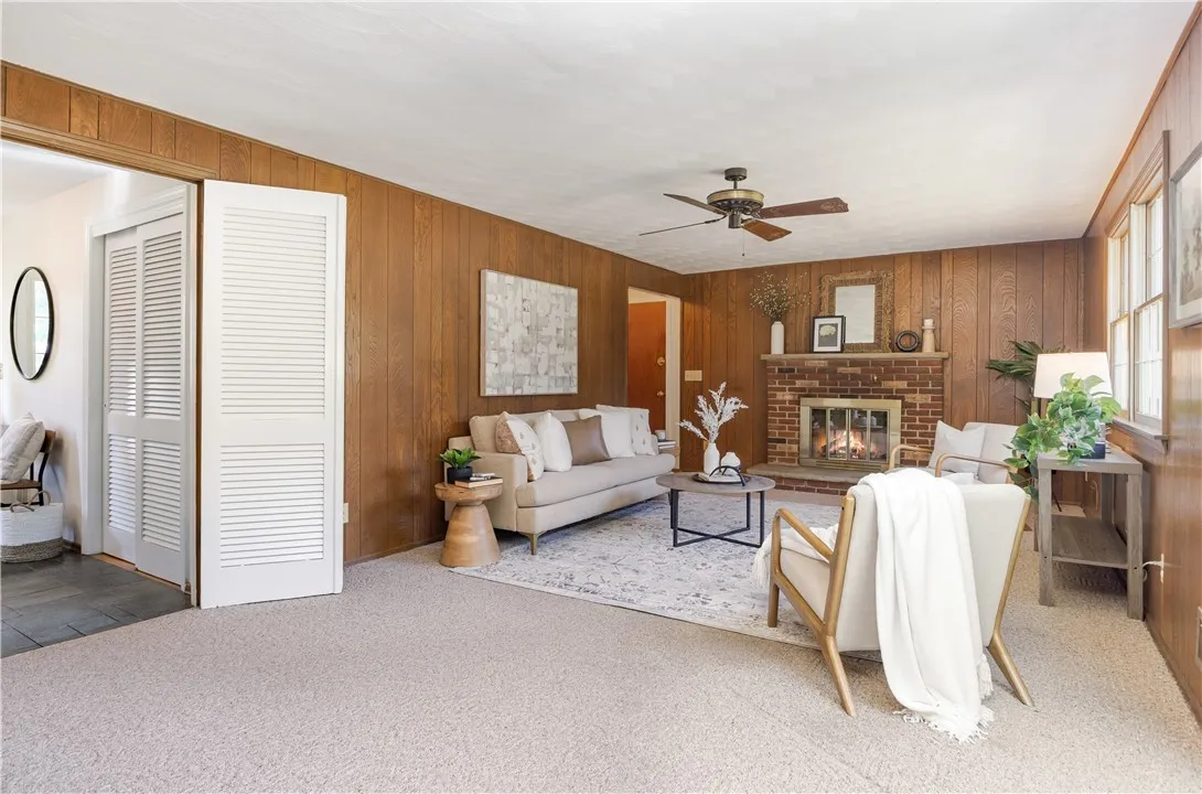 20 Kitty Hawk Dr Drive, Perinton, New York 14534, Perinton, New York 14534, 4 Bedrooms Bedrooms, 7 Rooms Rooms,2 BathroomsBathrooms,Residential,Closed,20 Kitty Hawk Dr Drive, Perinton, New York 14534,0,R1638544