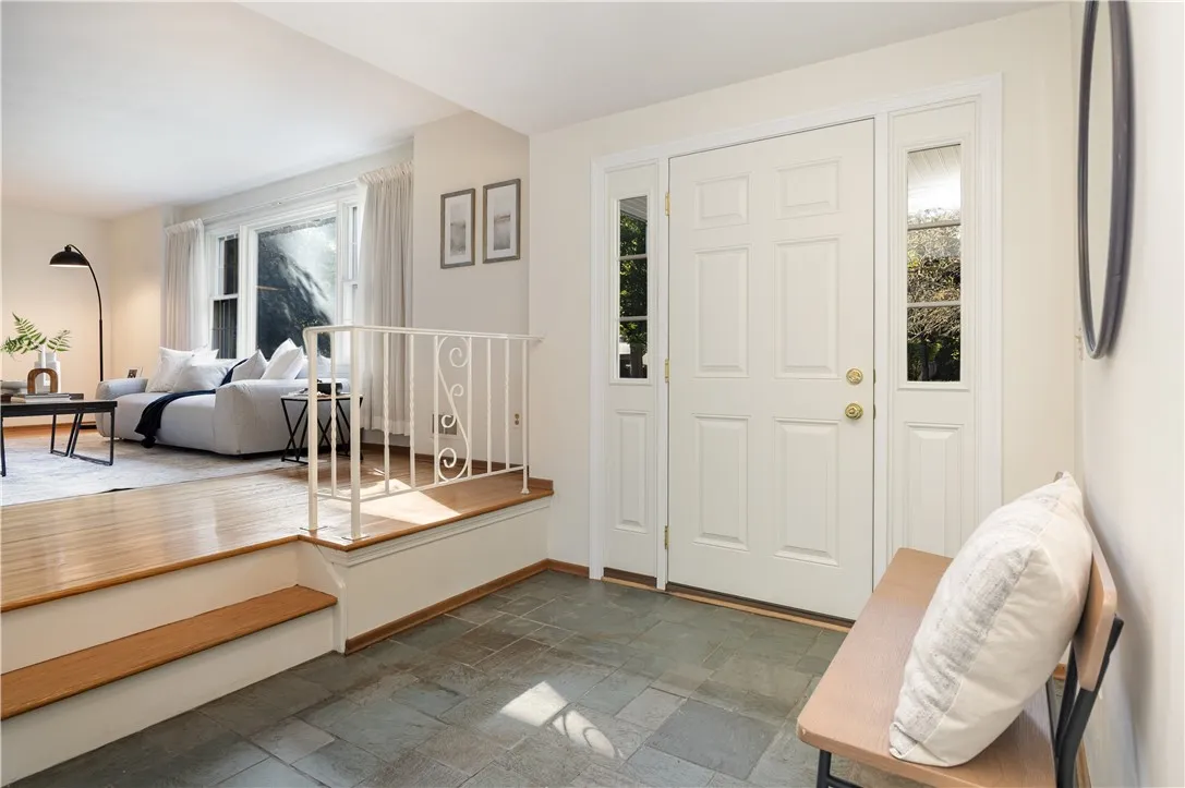 20 Kitty Hawk Dr Drive, Perinton, New York 14534, Perinton, New York 14534, 4 Bedrooms Bedrooms, 7 Rooms Rooms,2 BathroomsBathrooms,Residential,Closed,20 Kitty Hawk Dr Drive, Perinton, New York 14534,0,R1638544