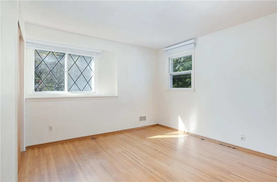 20 Kitty Hawk Dr Drive, Perinton, New York 14534, Perinton, New York 14534, 4 Bedrooms Bedrooms, 7 Rooms Rooms,2 BathroomsBathrooms,Residential,Closed,20 Kitty Hawk Dr Drive, Perinton, New York 14534,0,R1638544