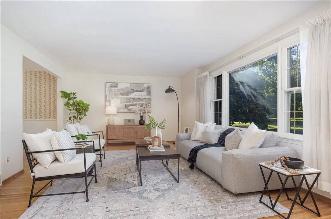 20 Kitty Hawk Dr Drive, Perinton, New York 14534, Perinton, New York 14534, 4 Bedrooms Bedrooms, 7 Rooms Rooms,2 BathroomsBathrooms,Residential,Closed,20 Kitty Hawk Dr Drive, Perinton, New York 14534,0,R1638544