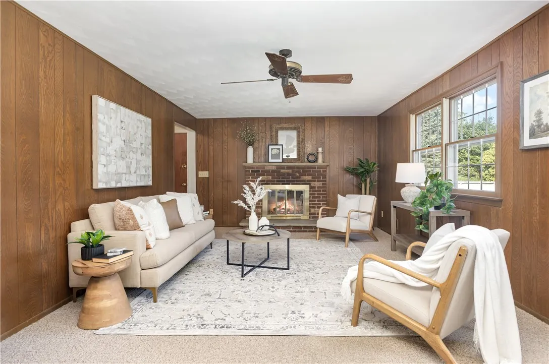 20 Kitty Hawk Dr Drive, Perinton, New York 14534, Perinton, New York 14534, 4 Bedrooms Bedrooms, 7 Rooms Rooms,2 BathroomsBathrooms,Residential,Closed,20 Kitty Hawk Dr Drive, Perinton, New York 14534,0,R1638544