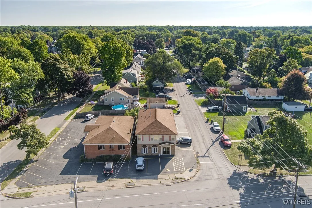 273 Division Street, North Tonawanda, New York 141, North Tonawanda, New York 14120, 2 Bedrooms Bedrooms, 7 Rooms Rooms,1 BathroomBathrooms,Residential Lease,For Rent,273 Division Street, North Tonawanda, New York 141,0,B1638323