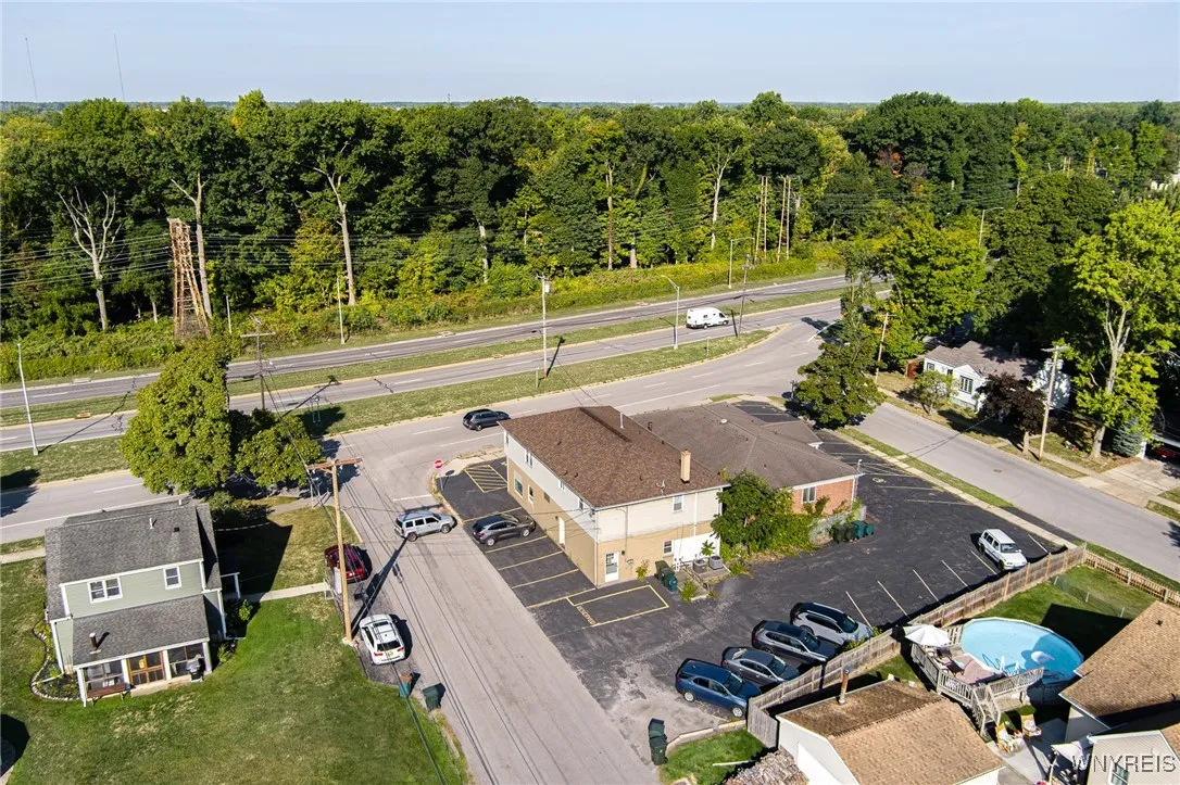 273 Division Street, North Tonawanda, New York 141, North Tonawanda, New York 14120, 2 Bedrooms Bedrooms, 7 Rooms Rooms,1 BathroomBathrooms,Residential Lease,For Rent,273 Division Street, North Tonawanda, New York 141,0,B1638323