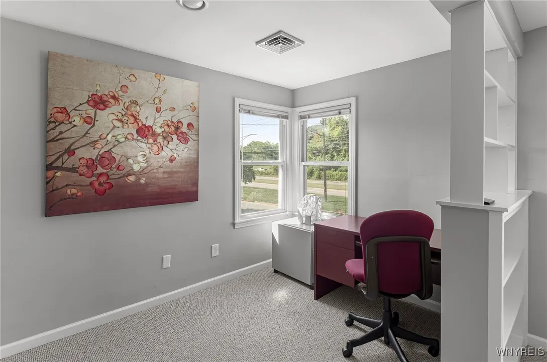 273 Division Street, North Tonawanda, New York 141, North Tonawanda, New York 14120, 2 Bedrooms Bedrooms, 7 Rooms Rooms,1 BathroomBathrooms,Residential Lease,For Rent,273 Division Street, North Tonawanda, New York 141,0,B1638323