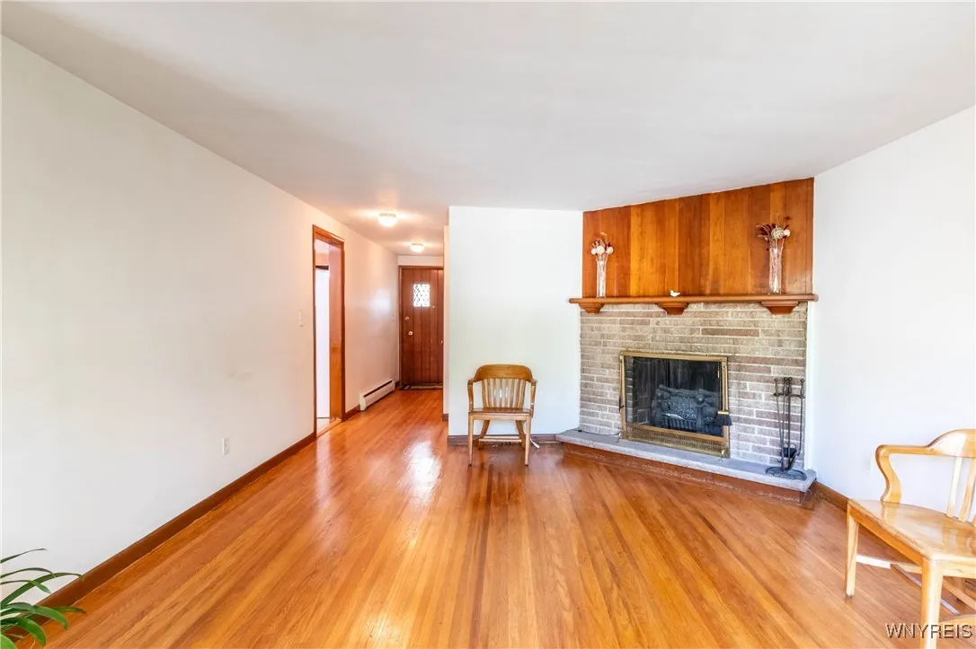 174 Heritage Road, Tonawanda, New York 14150, Tonawanda, New York 14150, 3 Bedrooms Bedrooms, 7 Rooms Rooms,1 BathroomBathrooms,Residential,For Sale,174 Heritage Road, Tonawanda, New York 14150,0,B1638578
