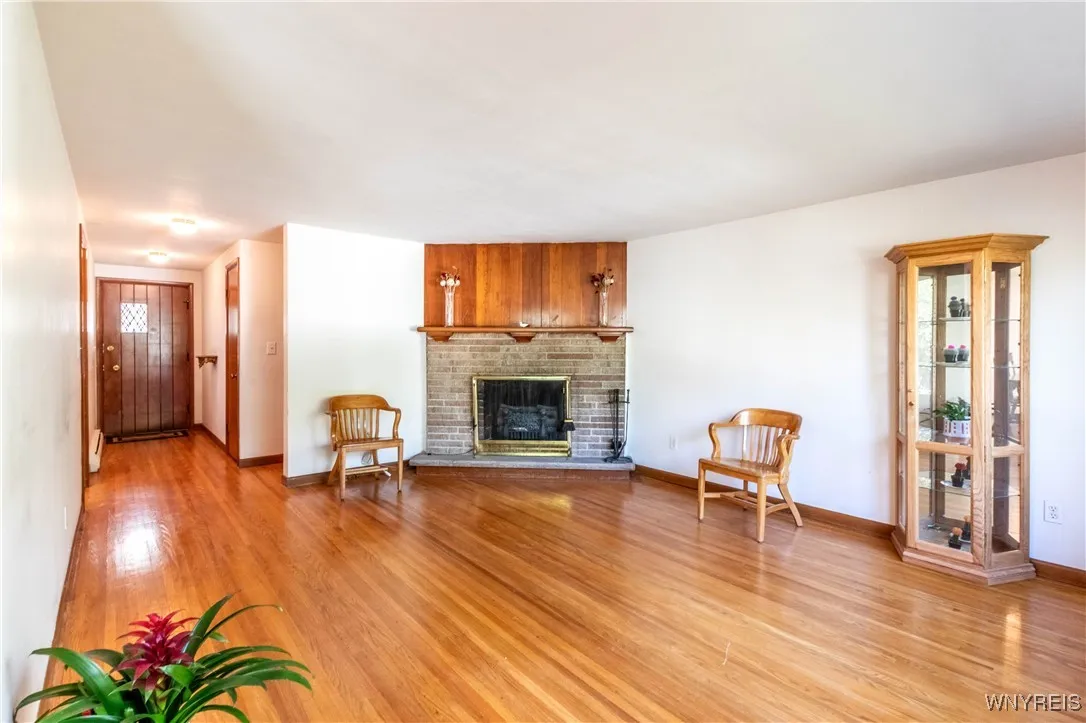 174 Heritage Road, Tonawanda, New York 14150, Tonawanda, New York 14150, 3 Bedrooms Bedrooms, 7 Rooms Rooms,1 BathroomBathrooms,Residential,For Sale,174 Heritage Road, Tonawanda, New York 14150,0,B1638578