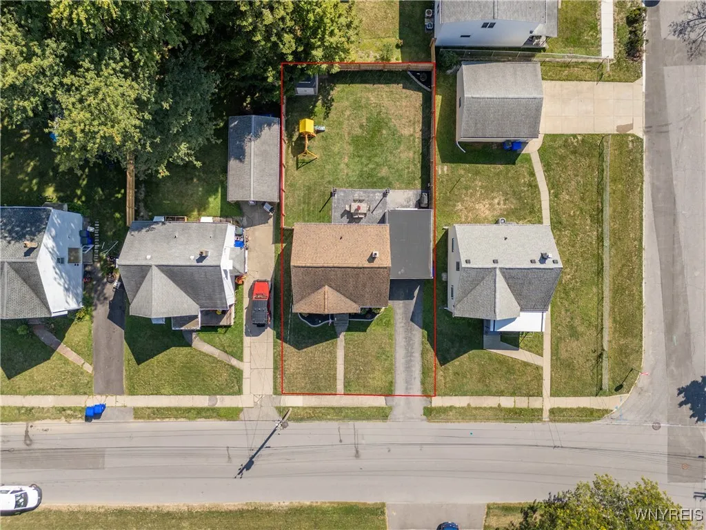 303 Casimer Street, West Seneca, New York 14206, West Seneca, New York 14206, 3 Bedrooms Bedrooms, 6 Rooms Rooms,1 BathroomBathrooms,Residential,For Sale,303 Casimer Street, West Seneca, New York 14206,0,B1638620
