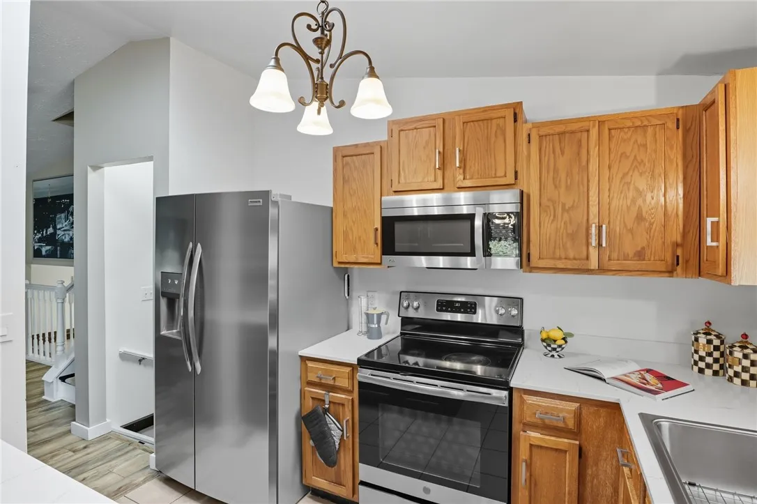 182 Citation Drive, Henrietta, New York 14467, Henrietta, New York 14467, 3 Bedrooms Bedrooms, 7 Rooms Rooms,2 BathroomsBathrooms,Residential,For Sale,182 Citation Drive, Henrietta, New York 14467,0,R1637322
