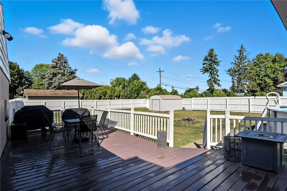 1802 Buffalo Road, Gates, New York 14624, Gates, New York 14624, 4 Bedrooms Bedrooms, 8 Rooms Rooms,2 BathroomsBathrooms,Residential,For Sale,1802 Buffalo Road, Gates, New York 14624,0,R1638480