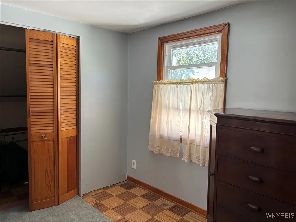 396 Maynard Drive, Amherst, New York 14226, Amherst, New York 14226, 4 Bedrooms Bedrooms, 7 Rooms Rooms,1 BathroomBathrooms,Residential,For Sale,396 Maynard Drive, Amherst, New York 14226,0,B1638282
