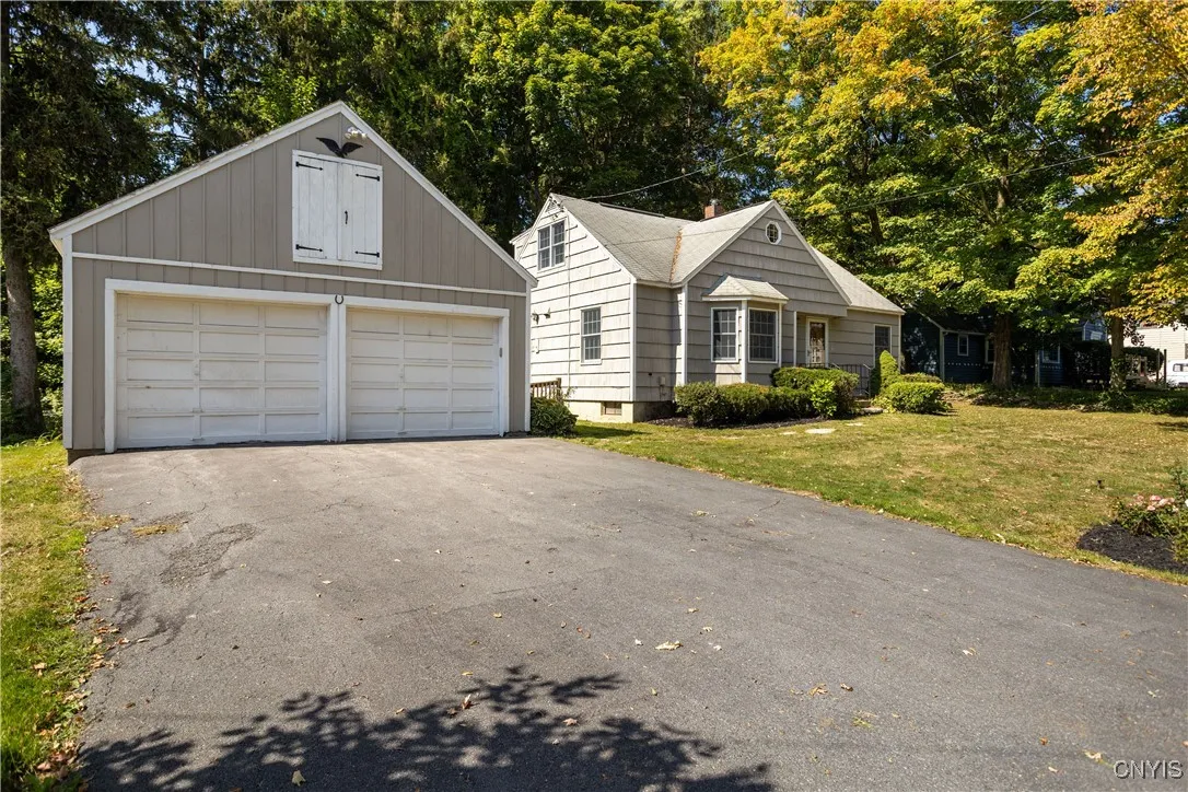 103 Homewood Drive, Manlius, New York 13066, Manlius, New York 13066, 4 Bedrooms Bedrooms, 7 Rooms Rooms,2 BathroomsBathrooms,Residential,For Sale,103 Homewood Drive, Manlius, New York 13066,0,S1638176