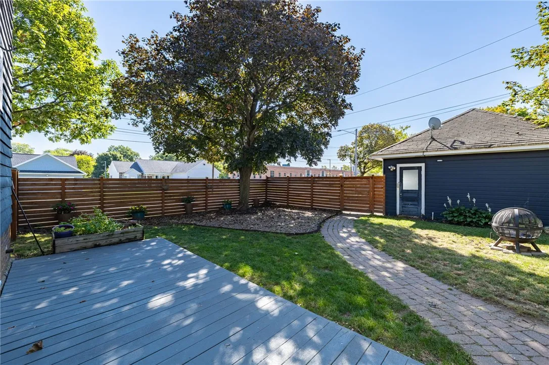 285 Collingwood Drive, Rochester, New York 14621, Rochester, New York 14621, 4 Bedrooms Bedrooms, 9 Rooms Rooms,1 BathroomBathrooms,Residential,For Sale,285 Collingwood Drive, Rochester, New York 14621,0,R1637001