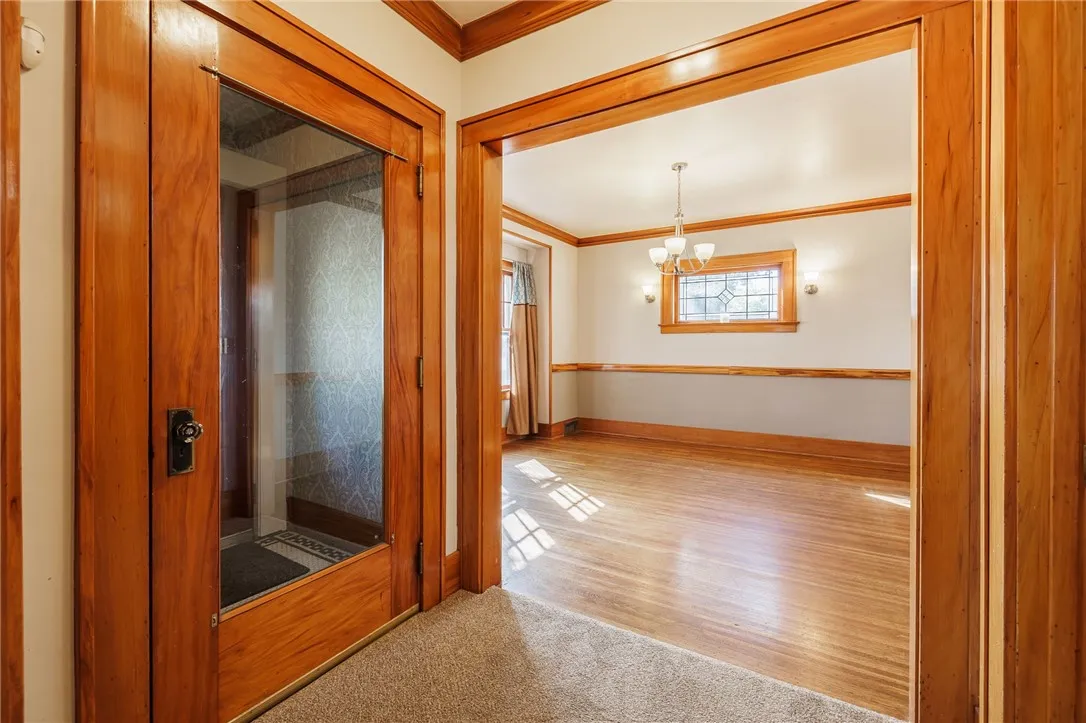 285 Collingwood Drive, Rochester, New York 14621, Rochester, New York 14621, 4 Bedrooms Bedrooms, 9 Rooms Rooms,1 BathroomBathrooms,Residential,For Sale,285 Collingwood Drive, Rochester, New York 14621,0,R1637001