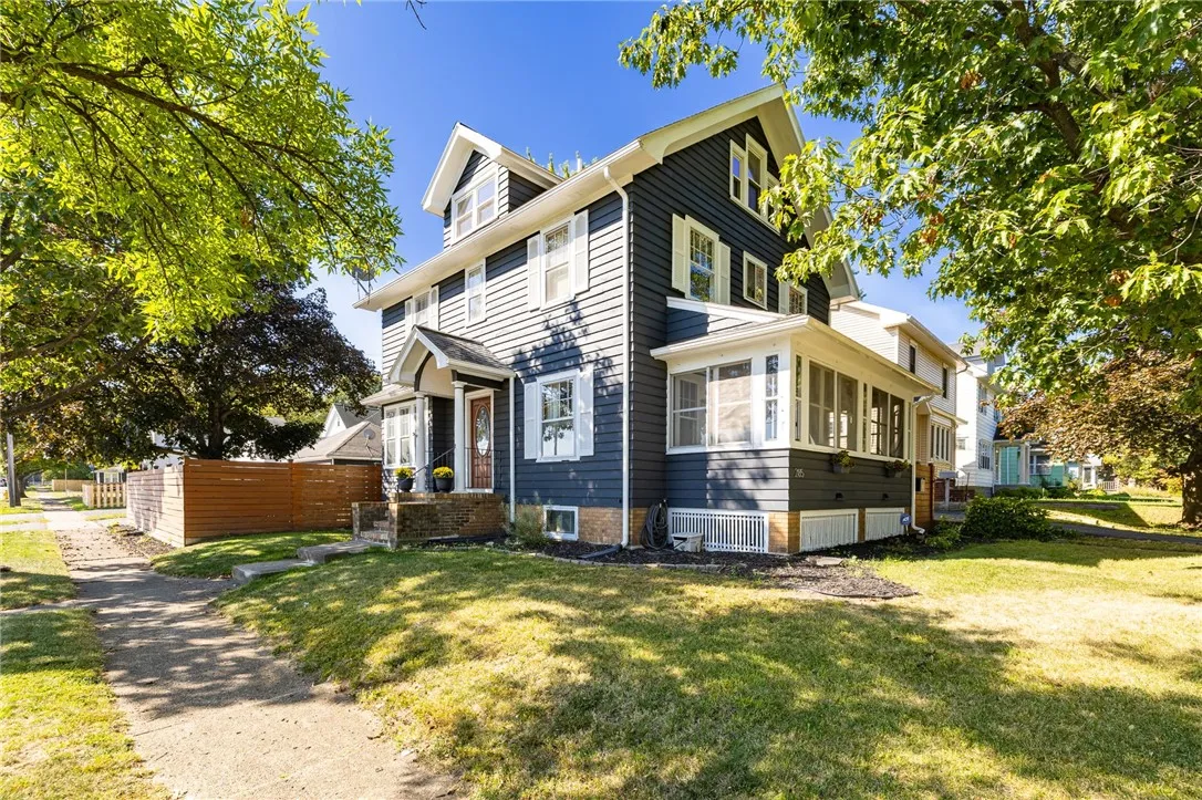 285 Collingwood Drive, Rochester, New York 14621, Rochester, New York 14621, 4 Bedrooms Bedrooms, 9 Rooms Rooms,1 BathroomBathrooms,Residential,For Sale,285 Collingwood Drive, Rochester, New York 14621,0,R1637001