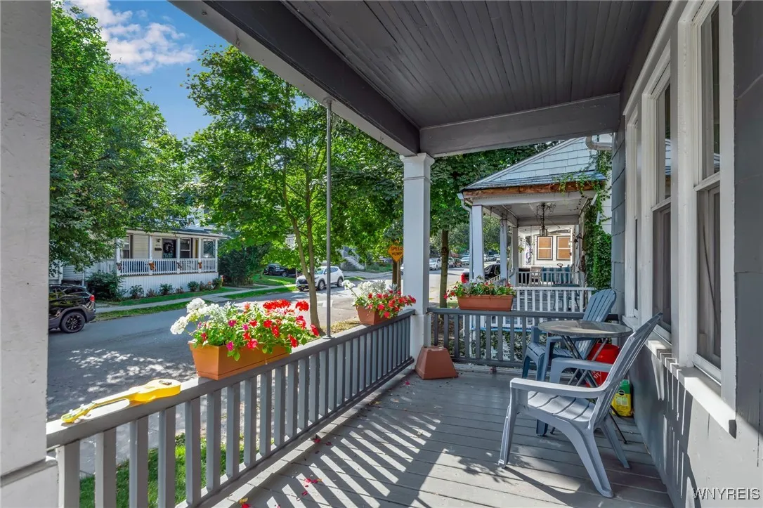442 Baynes Street, Buffalo, New York 14213, Buffalo, New York 14213, 6 Bedrooms Bedrooms, ,2 BathroomsBathrooms,Residential,For Sale,442 Baynes Street, Buffalo, New York 14213,0,B1638288