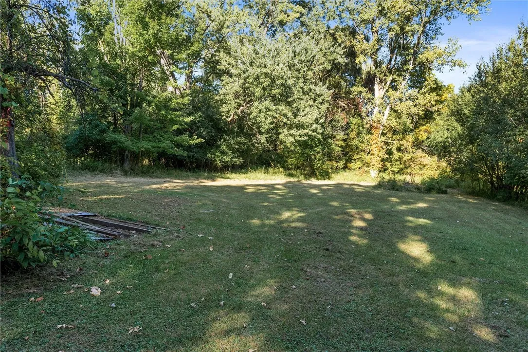 28 Indian Hill Drive, Chili, New York 14624, Chili, New York 14624, 3 Bedrooms Bedrooms, 11 Rooms Rooms,1 BathroomBathrooms,Residential,For Sale,28 Indian Hill Drive, Chili, New York 14624,0,R1637008