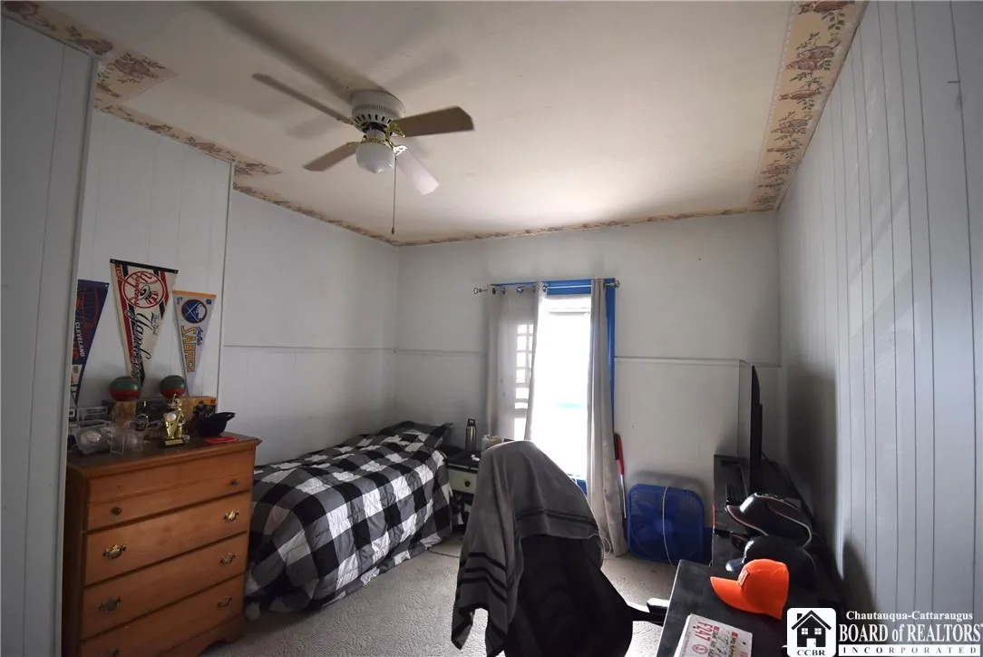 20 Meadow Lane, Jamestown, New York 14701, Jamestown, New York 14701, 5 Bedrooms Bedrooms, 9 Rooms Rooms,2 BathroomsBathrooms,Residential,For Sale,20 Meadow Lane, Jamestown, New York 14701,0,R1638513