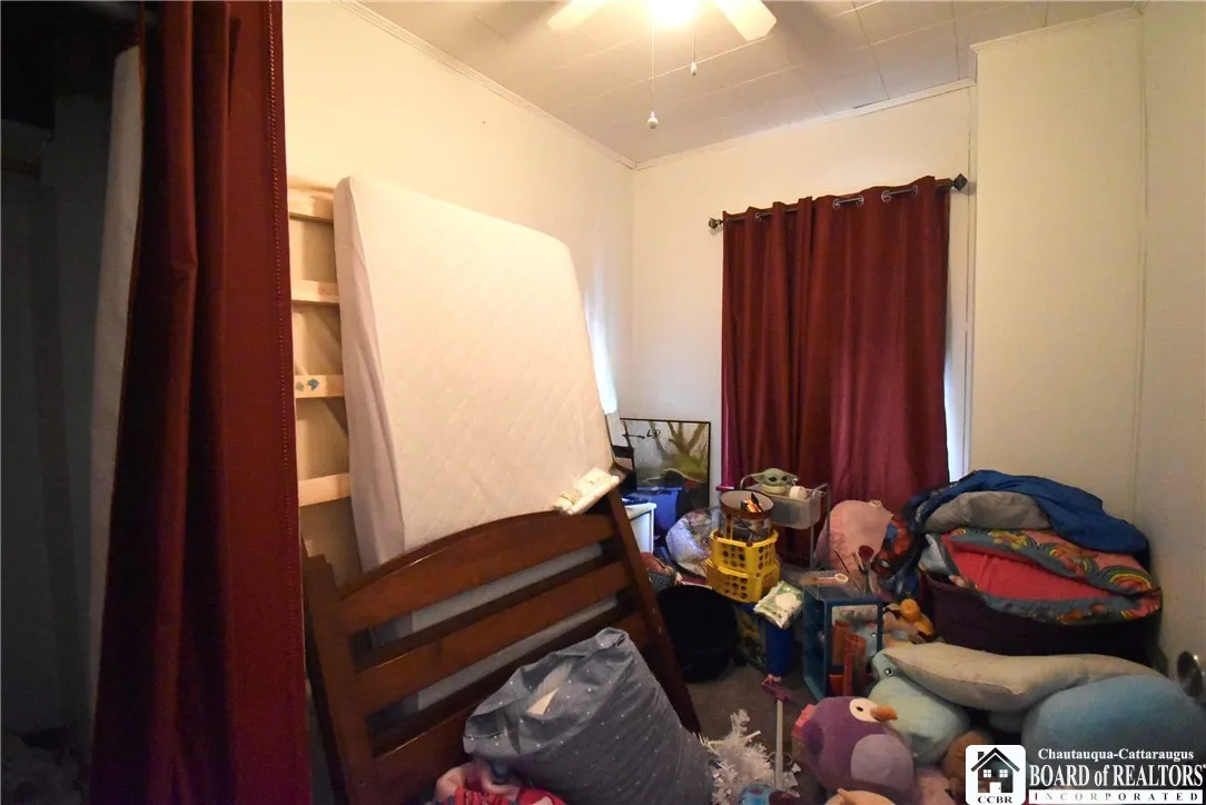 20 Meadow Lane, Jamestown, New York 14701, Jamestown, New York 14701, 5 Bedrooms Bedrooms, 9 Rooms Rooms,2 BathroomsBathrooms,Residential,For Sale,20 Meadow Lane, Jamestown, New York 14701,0,R1638513