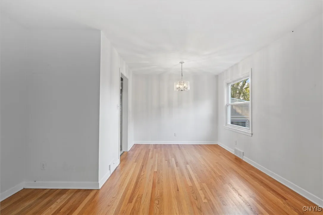 505 West High, Geddes, New York 13219, Geddes, New York 13219, 3 Bedrooms Bedrooms, 7 Rooms Rooms,2 BathroomsBathrooms,Residential,Closed,505 West High, Geddes, New York 13219,0,S1638362