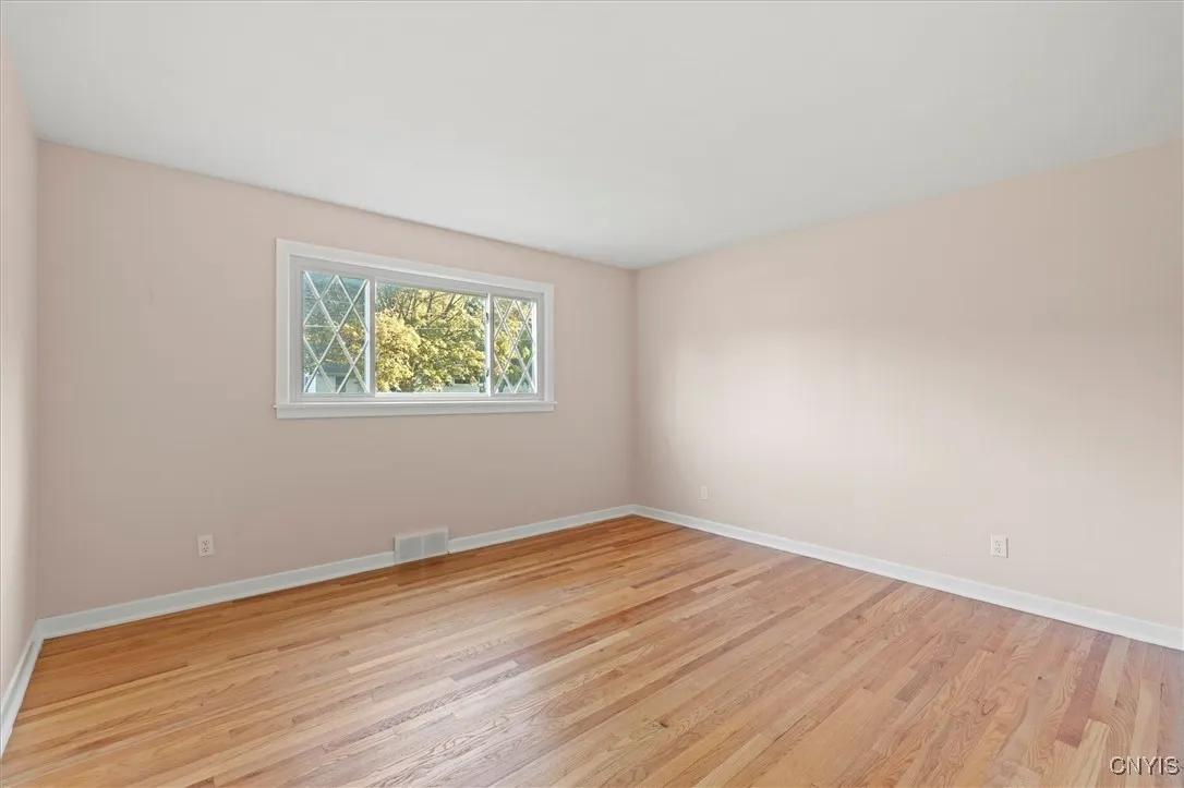 505 West High, Geddes, New York 13219, Geddes, New York 13219, 3 Bedrooms Bedrooms, 7 Rooms Rooms,2 BathroomsBathrooms,Residential,Closed,505 West High, Geddes, New York 13219,0,S1638362