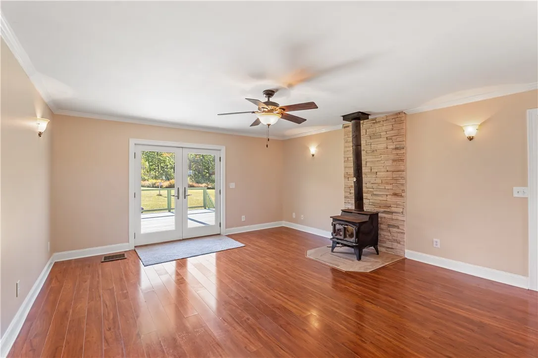 11672 Davis Road, Prattsburgh, New York 14873, Prattsburgh, New York 14873, 2 Bedrooms Bedrooms, 5 Rooms Rooms,2 BathroomsBathrooms,Residential,For Sale,11672 Davis Road, Prattsburgh, New York 14873,0,R1638042
