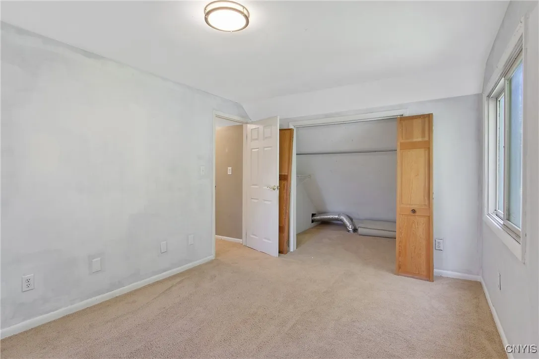 6 Grover Street, Dewitt, New York 13057, De Witt, New York 13057, 4 Bedrooms Bedrooms, 9 Rooms Rooms,1 BathroomBathrooms,Residential,For Sale,6 Grover Street, Dewitt, New York 13057,0,S1636435