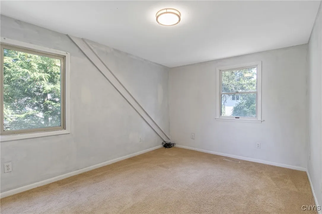 6 Grover Street, Dewitt, New York 13057, De Witt, New York 13057, 4 Bedrooms Bedrooms, 9 Rooms Rooms,1 BathroomBathrooms,Residential,For Sale,6 Grover Street, Dewitt, New York 13057,0,S1636435