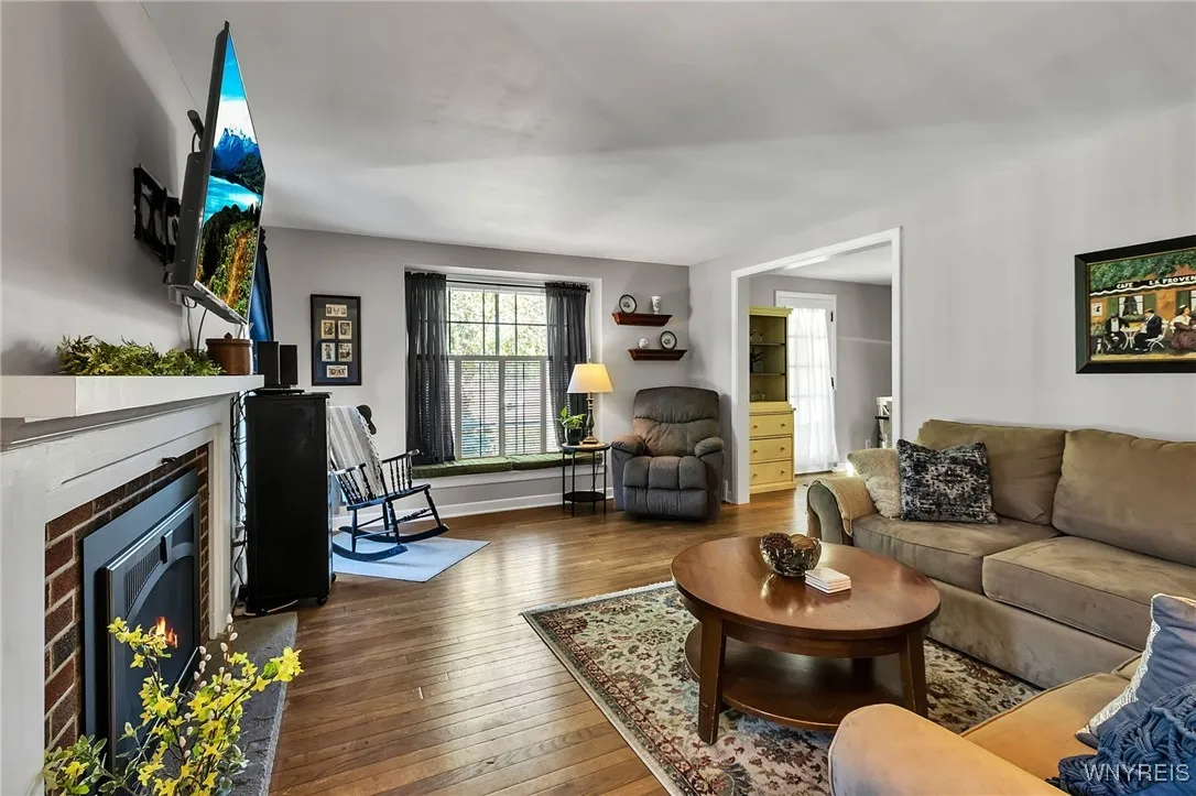 662 Cayuga Drive, Lewiston, New York 14092, Lewiston, New York 14092, 2 Bedrooms Bedrooms, 4 Rooms Rooms,2 BathroomsBathrooms,Residential,Closed,662 Cayuga Drive, Lewiston, New York 14092,0,B1638085