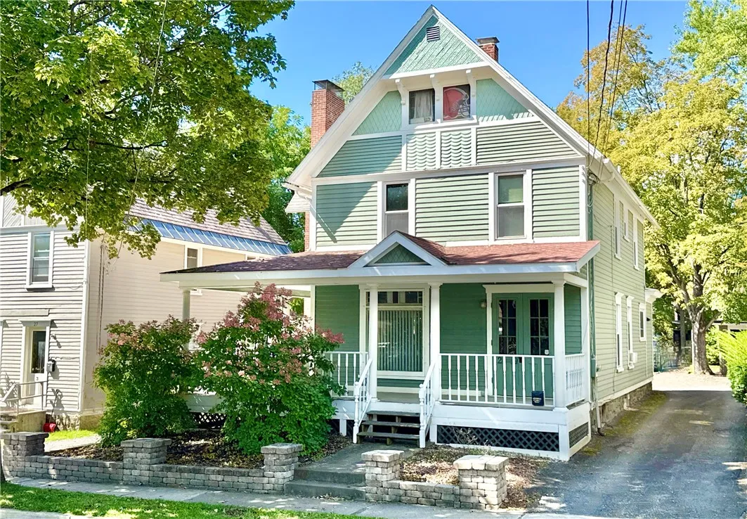 29 East Street, Oneonta, New York 13820, Oneonta, New York 13820, 4 Bedrooms Bedrooms, 9 Rooms Rooms,2 BathroomsBathrooms,Residential,For Sale,29 East Street, Oneonta, New York 13820,0,R1637254