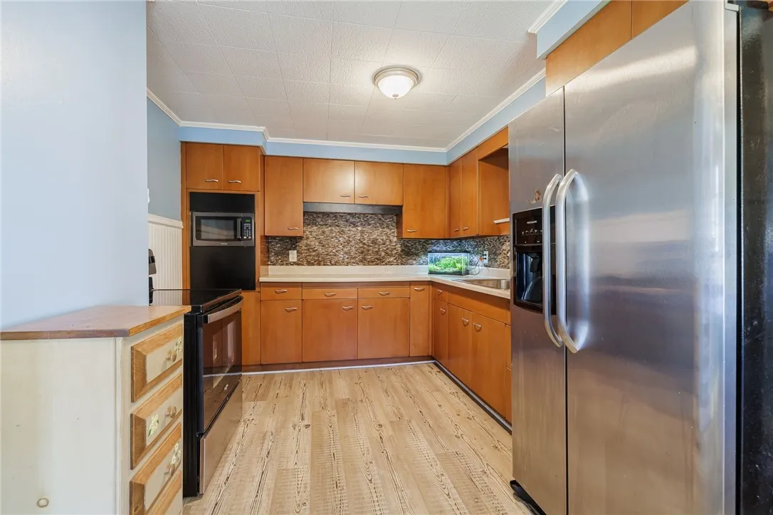3649 Chili Avenue, Chili, New York 14624, Chili, New York 14624, 2 Bedrooms Bedrooms, 8 Rooms Rooms,2 BathroomsBathrooms,Residential,For Sale,3649 Chili Avenue, Chili, New York 14624,0,R1638251