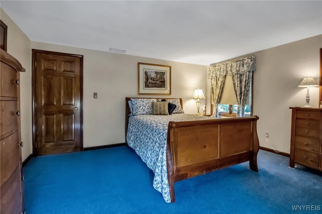 80 Rolling Green Lane, Elma, New York 14059, Elma, New York 14059, 4 Bedrooms Bedrooms, 10 Rooms Rooms,3 BathroomsBathrooms,Residential,For Sale,80 Rolling Green Lane, Elma, New York 14059,0,B1638405