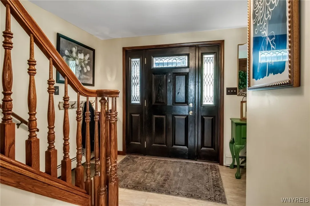 80 Rolling Green Lane, Elma, New York 14059, Elma, New York 14059, 4 Bedrooms Bedrooms, 10 Rooms Rooms,3 BathroomsBathrooms,Residential,For Sale,80 Rolling Green Lane, Elma, New York 14059,0,B1638405