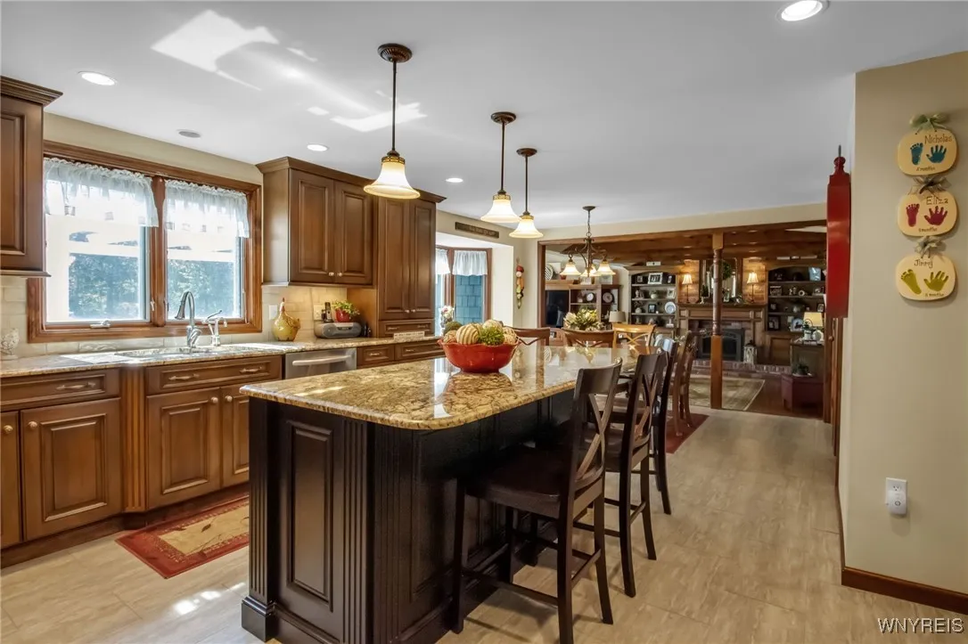 80 Rolling Green Lane, Elma, New York 14059, Elma, New York 14059, 4 Bedrooms Bedrooms, 10 Rooms Rooms,3 BathroomsBathrooms,Residential,For Sale,80 Rolling Green Lane, Elma, New York 14059,0,B1638405