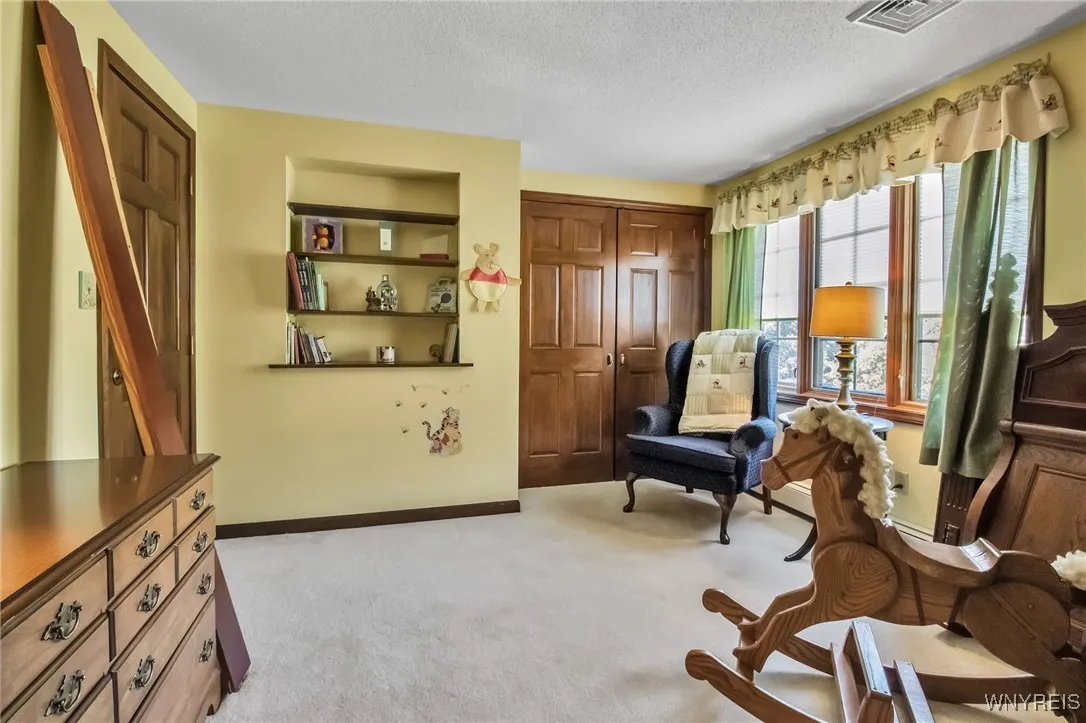 80 Rolling Green Lane, Elma, New York 14059, Elma, New York 14059, 4 Bedrooms Bedrooms, 10 Rooms Rooms,3 BathroomsBathrooms,Residential,For Sale,80 Rolling Green Lane, Elma, New York 14059,0,B1638405