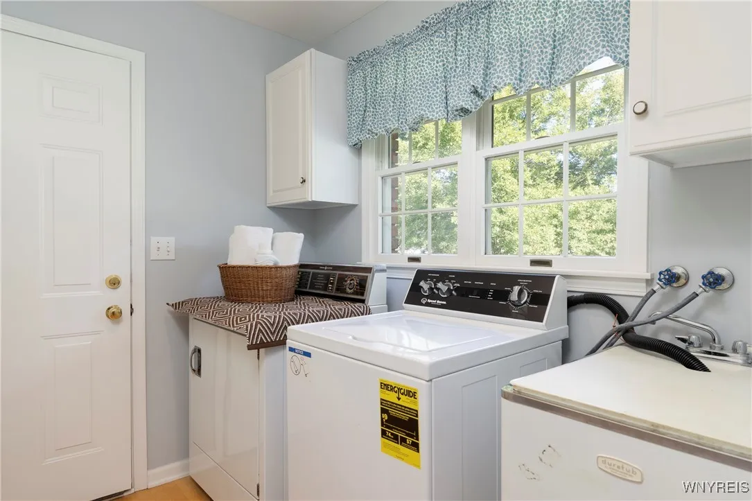 1st floor laundry