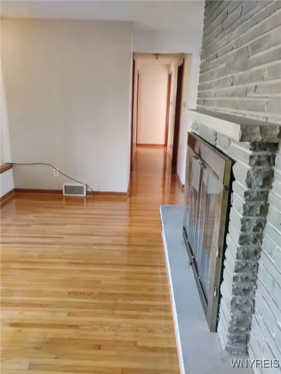 4450 Miller Road, Niagara, New York 14304, Niagara, New York 14304, 3 Bedrooms Bedrooms, 7 Rooms Rooms,1 BathroomBathrooms,Residential,For Sale,4450 Miller Road, Niagara, New York 14304,0,B1637591