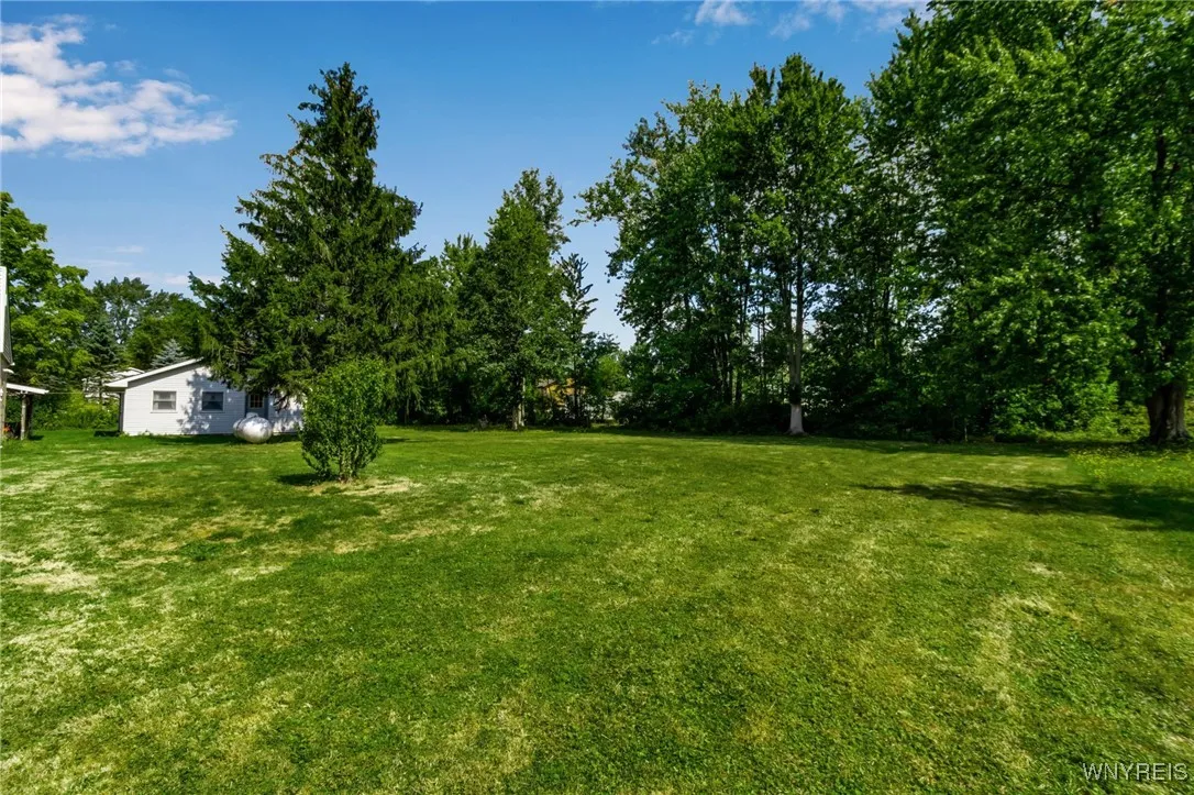 6257 Mann Road, Royalton, New York 14001, Royalton, New York 14001, 3 Bedrooms Bedrooms, 6 Rooms Rooms,1 BathroomBathrooms,Residential,For Sale,6257 Mann Road, Royalton, New York 14001,0,B1636693