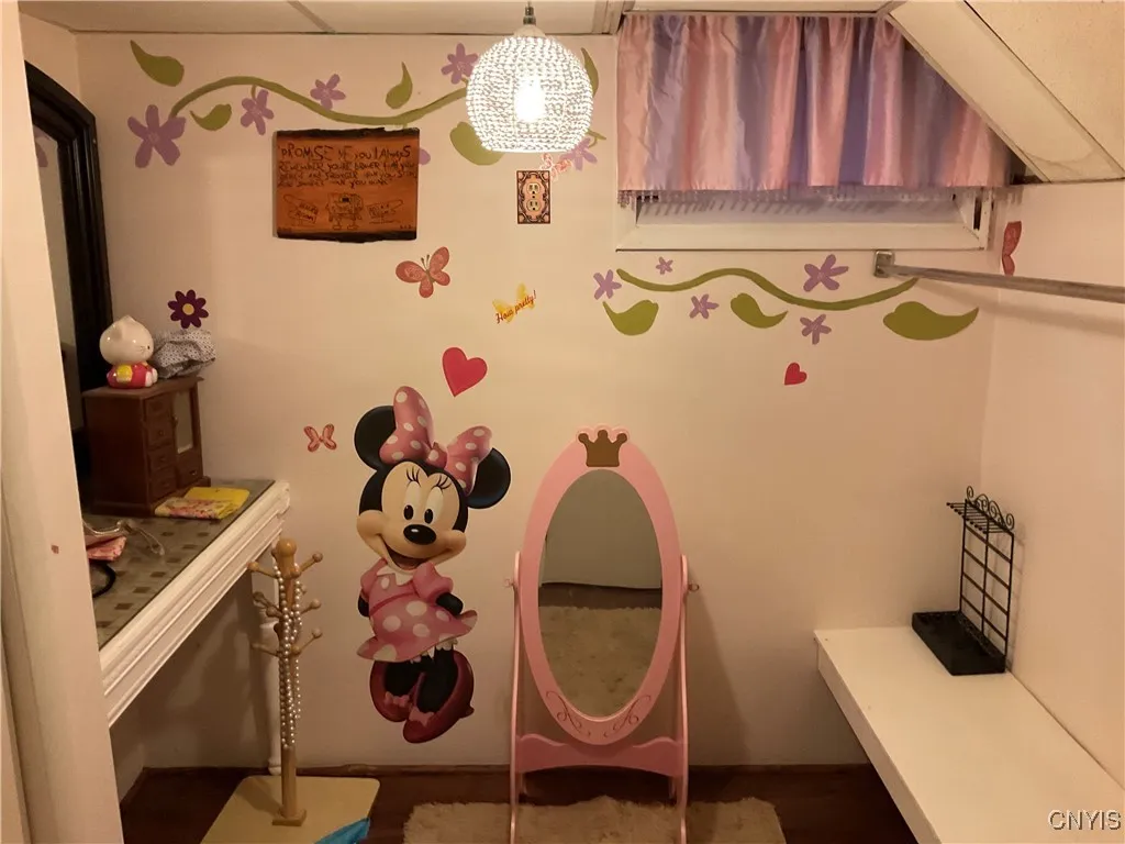 2653 Edgewood Road, Utica, New York 13501, Utica, New York 13501, 4 Bedrooms Bedrooms, 10 Rooms Rooms,2 BathroomsBathrooms,Residential,For Sale,2653 Edgewood Road, Utica, New York 13501,0,S1638374