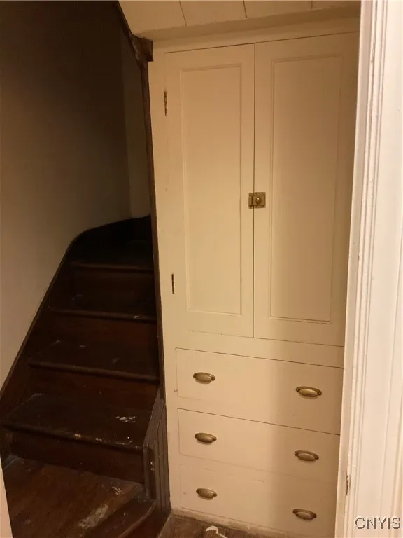 2653 Edgewood Road, Utica, New York 13501, Utica, New York 13501, 4 Bedrooms Bedrooms, 10 Rooms Rooms,2 BathroomsBathrooms,Residential,For Sale,2653 Edgewood Road, Utica, New York 13501,0,S1638374