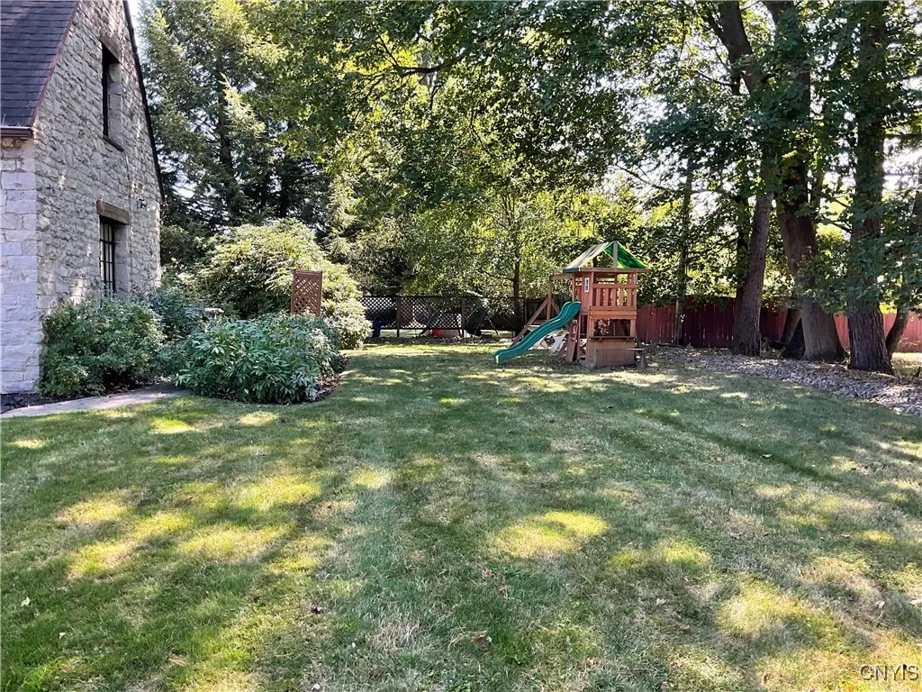 2653 Edgewood Road, Utica, New York 13501, Utica, New York 13501, 4 Bedrooms Bedrooms, 10 Rooms Rooms,2 BathroomsBathrooms,Residential,For Sale,2653 Edgewood Road, Utica, New York 13501,0,S1638374