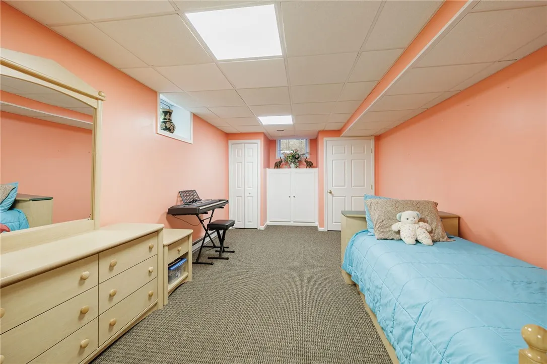 64 Chippenham Drive, Penfield, New York 14526, Penfield, New York 14526, 5 Bedrooms Bedrooms, 10 Rooms Rooms,3 BathroomsBathrooms,Residential,For Sale,64 Chippenham Drive, Penfield, New York 14526,0,R1636189