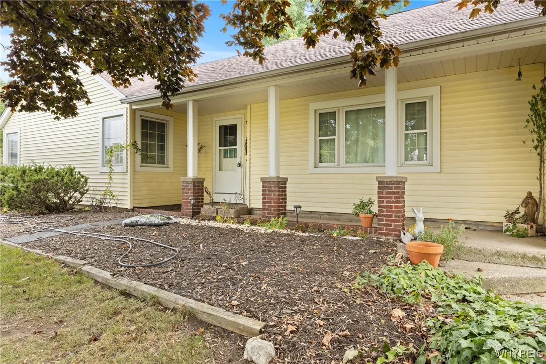 576 Aero Drive, Cheektowaga, New York 14225, Cheektowaga, New York 14225, 3 Bedrooms Bedrooms, 7 Rooms Rooms,1 BathroomBathrooms,Residential,For Sale,576 Aero Drive, Cheektowaga, New York 14225,0,B1638006